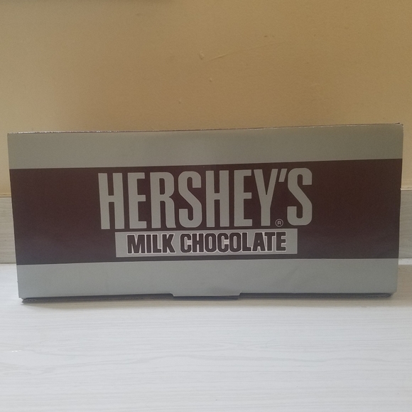 1996 RARE Hershey's Chocolate Soldier - Picture 2 of 5